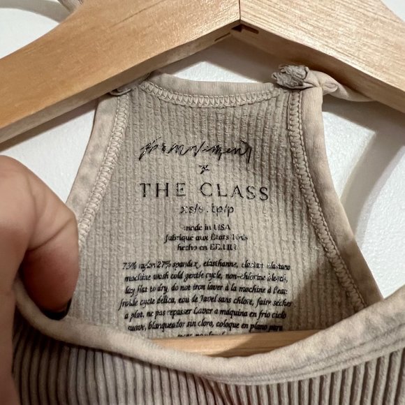 NWOT Free People Movement Happiness Runs Ribbed Crop Tank in Stone Eagle - Picture 3 of 4